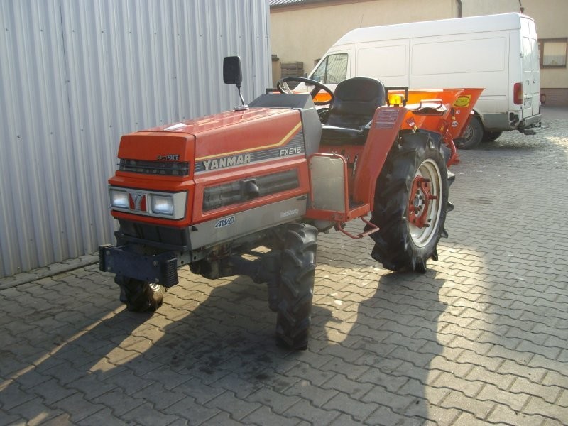 Mini traktorek Yanmar FX215, 21KM, 4x4 — zdjęcie 5