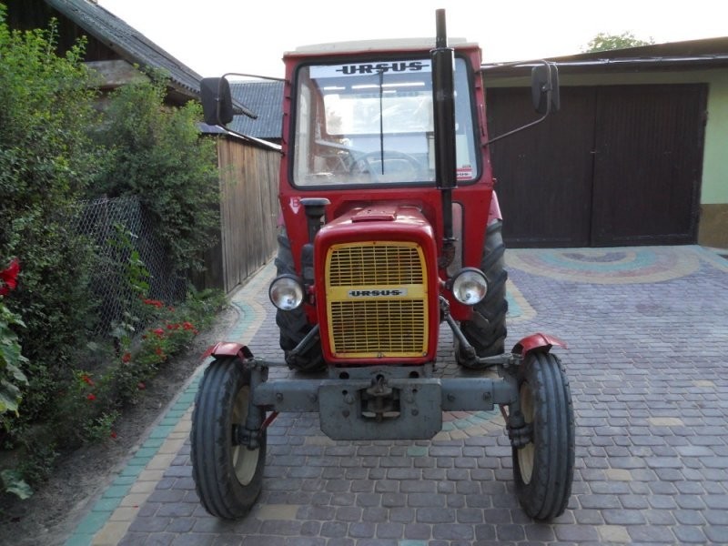 URSUS C-330 — zdjęcie 2