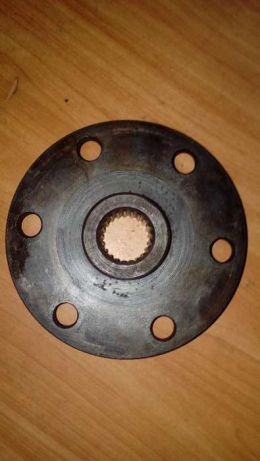 Piasta kola zamachowego Massey Ferguson 3050, 3060, 3065, 3075, 3085, — zdjęcie 2