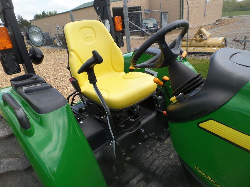 Ciągnik John Deere 45-2O idealny stan — zdjęcie 3