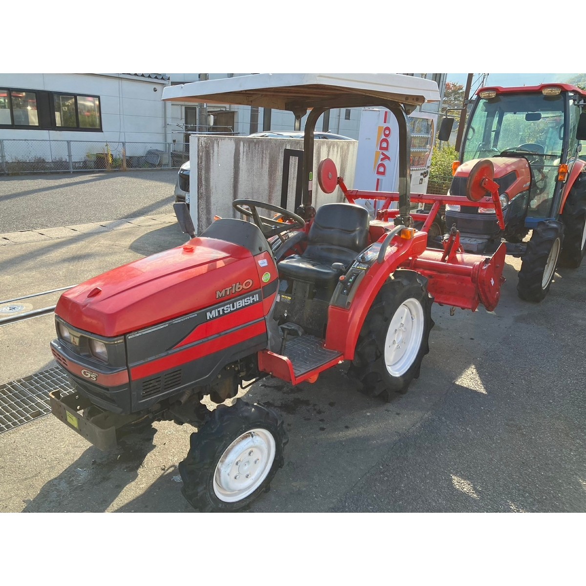 Traktor Mitsubishi MT160D |16KM | Traktor 4x4 z TUZ i WOM | 654 mth — zdjęcie 1