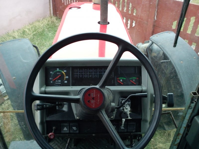 Ciągnik rolniczy MASSEY FERGUSON 3080 -SPROWADZONY — zdjęcie 4