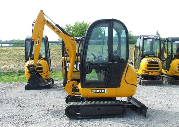 Minikoparka gąsienicowa JCB 8018,