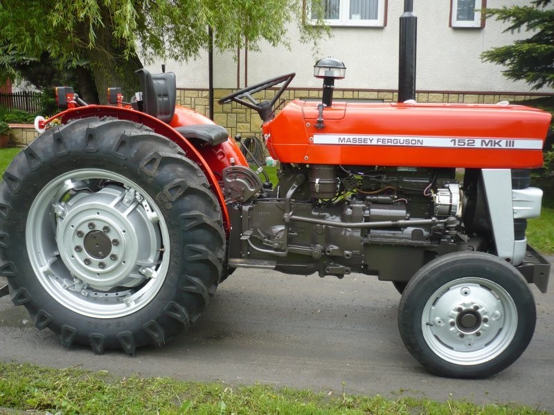 MASSEY FERGUSON  152 MK III — zdjęcie 2