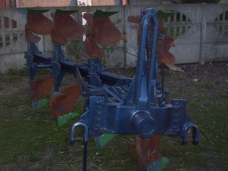 Pług obrotowy 3+1 Brening — zdjęcie 1