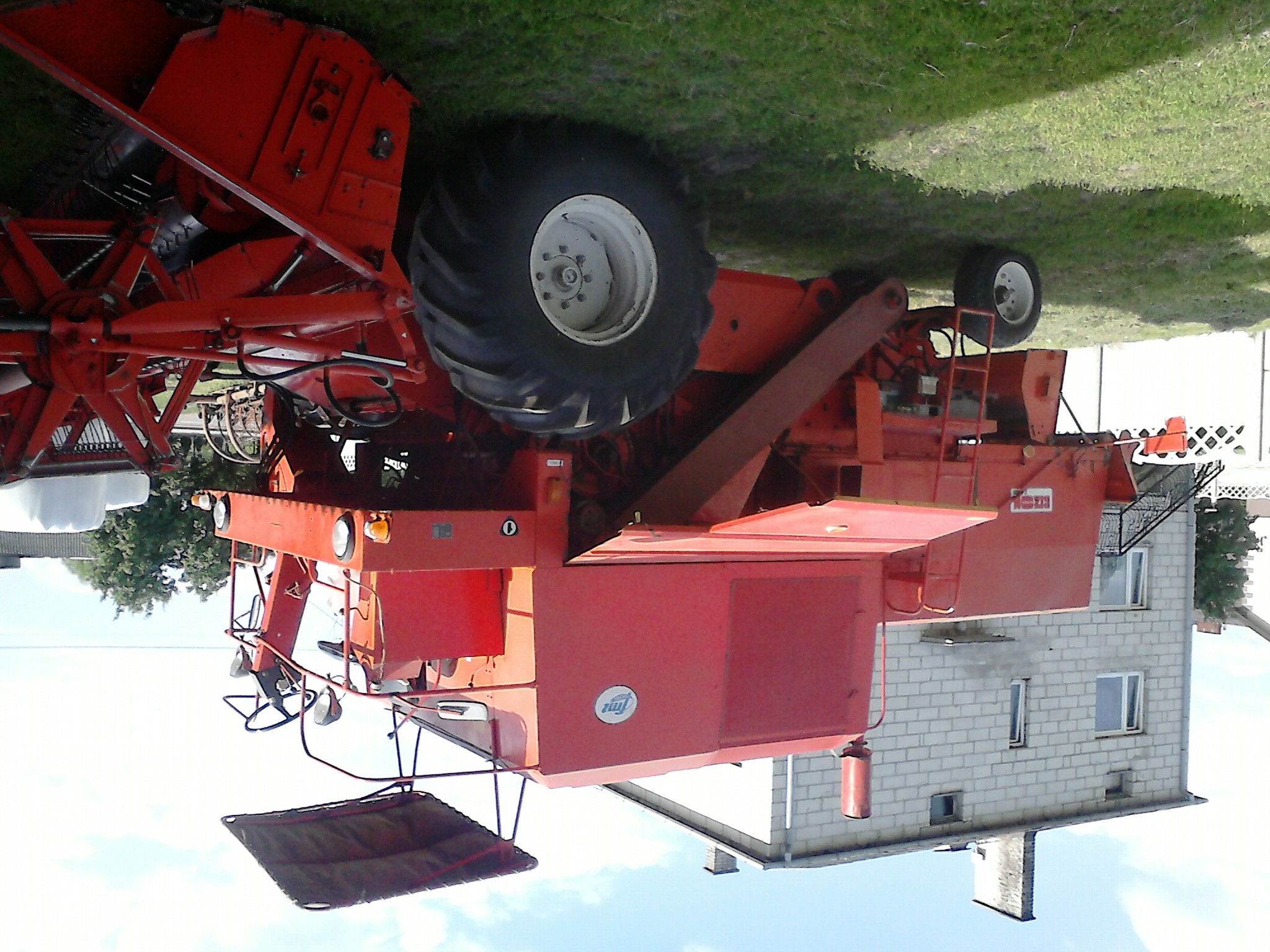 Kombajn zbożowy Bizon Super Z056 z sieczkarn, garażowany, 1 właściciel