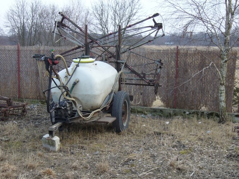 Opryskiwacz Pilmet 1000l