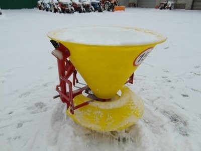 Rozsiewacz do soli, piasku do Kubota Yanmar Iseki — zdjęcie 3