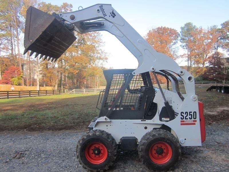 2003 Bobcat S250 — zdjęcie 1