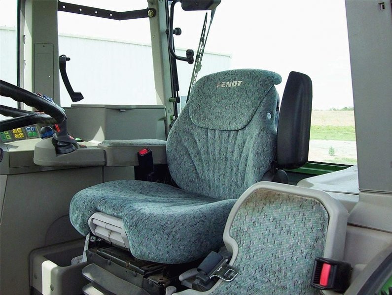 2002 Fendt Vario 716 Ciagnik — zdjęcie 3