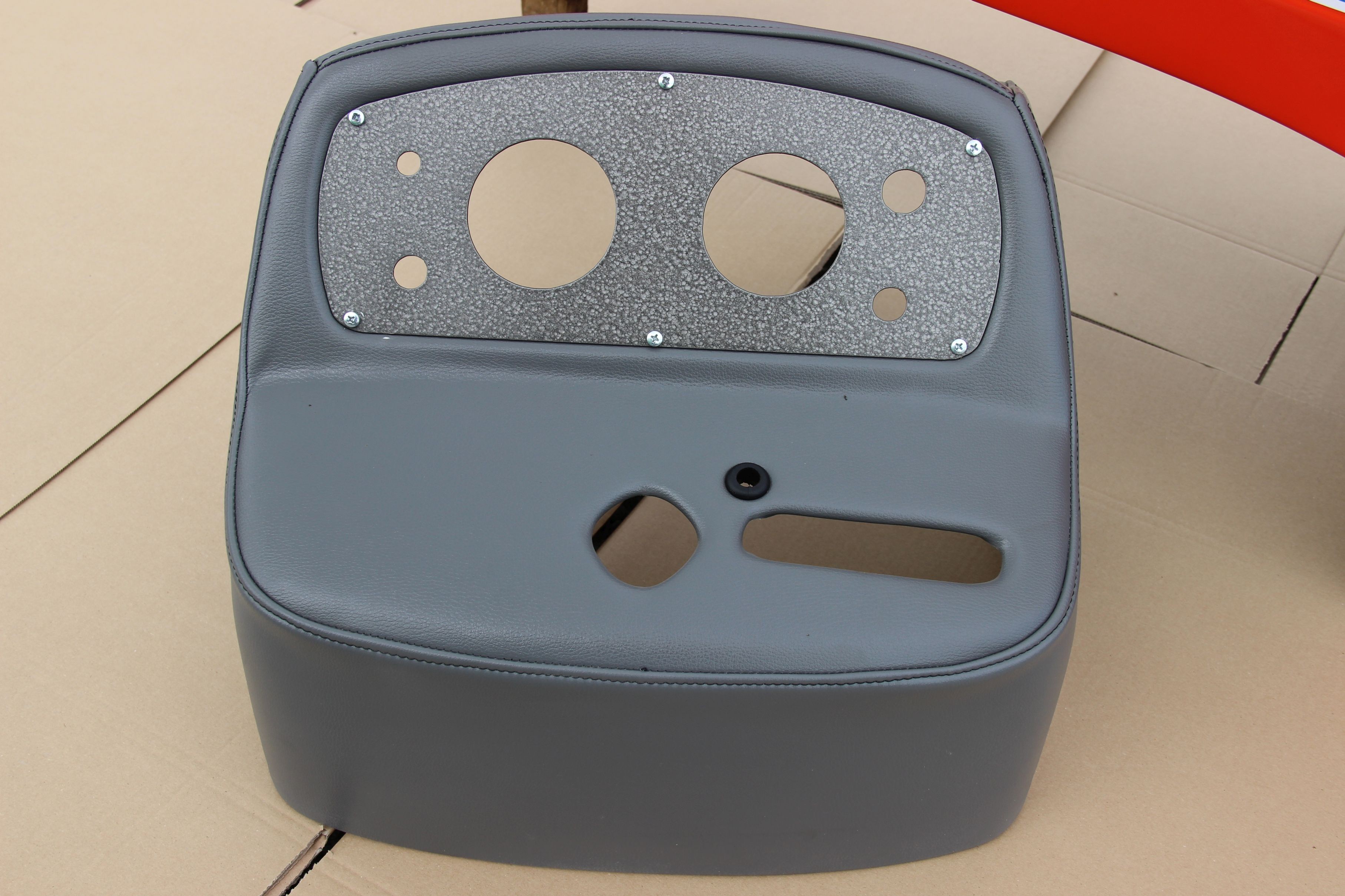 Maska z pulpitem Ursus maski tworzywo C360 C-360 Naglak model MN1 — zdjęcie 3