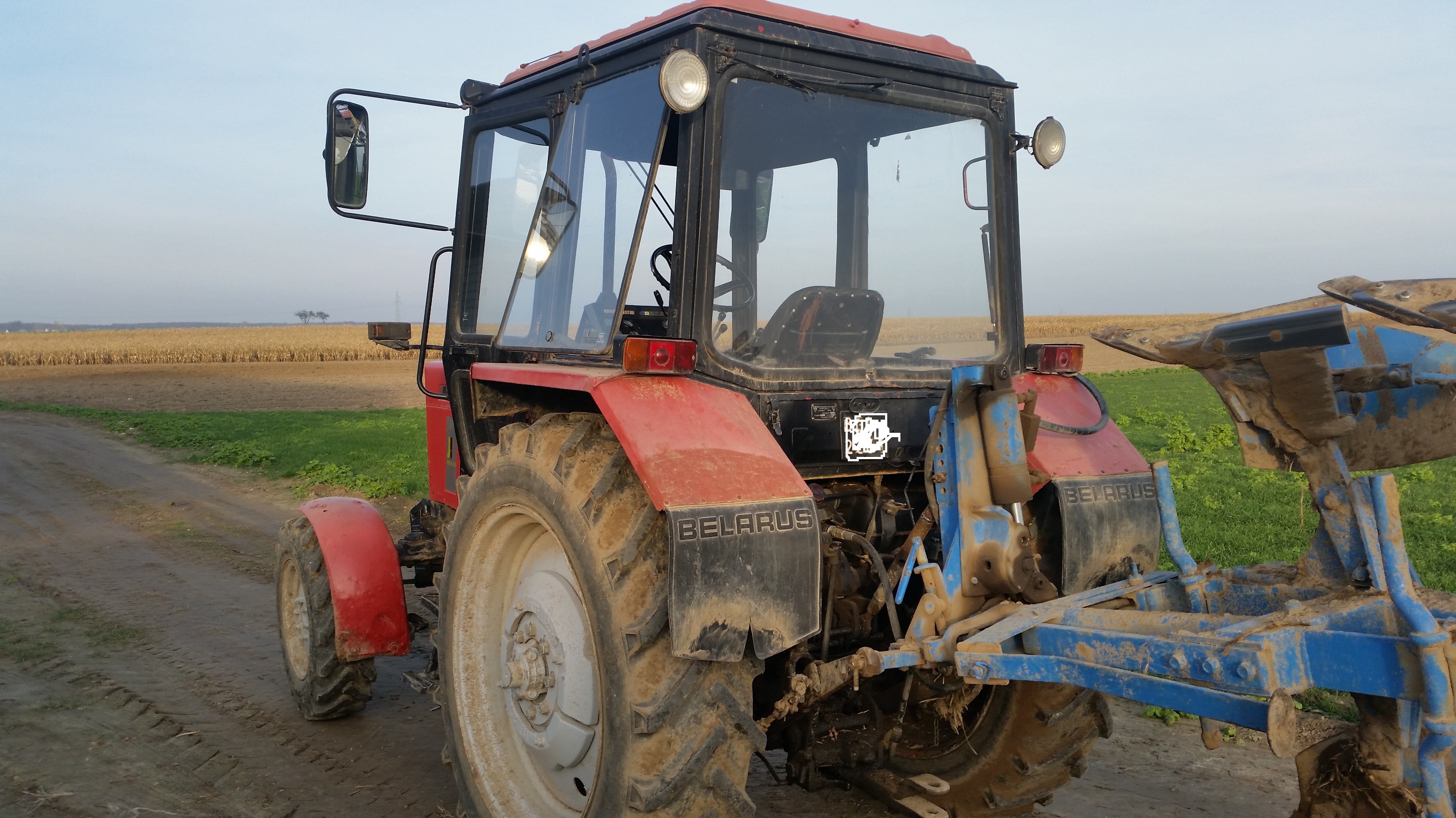 MTZ 82 Ciągnik Traktor — zdjęcie 3