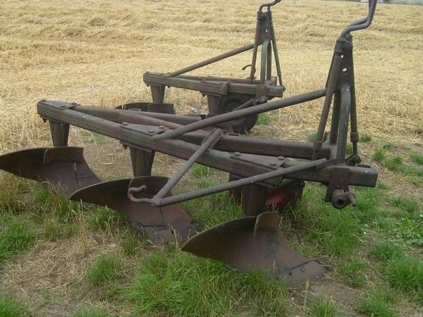 3 pługi ''unia grudziadz'' — zdjęcie 1