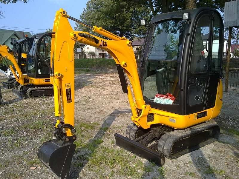 JCB 8016 - 2006 rok - minikoparka — zdjęcie 1