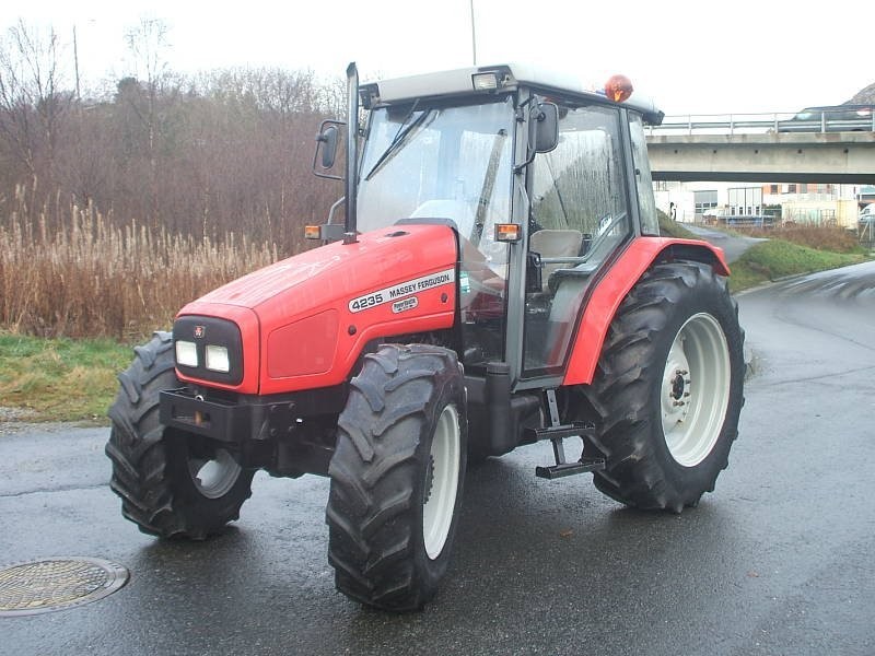 Massey Ferguson 4235 2000 — zdjęcie 5