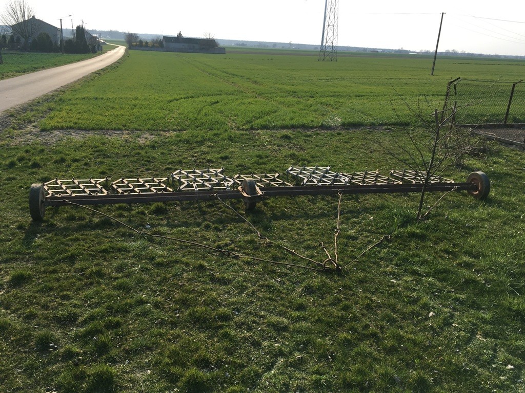 Brony 7 polowe 7m ciężkie rama-bark 3 kołowy  — zdjęcie 1