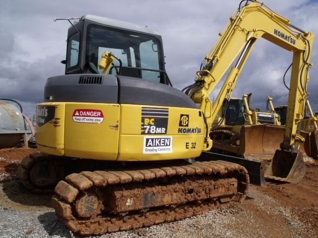 Komatsu PC78MR-6 — zdjęcie 2