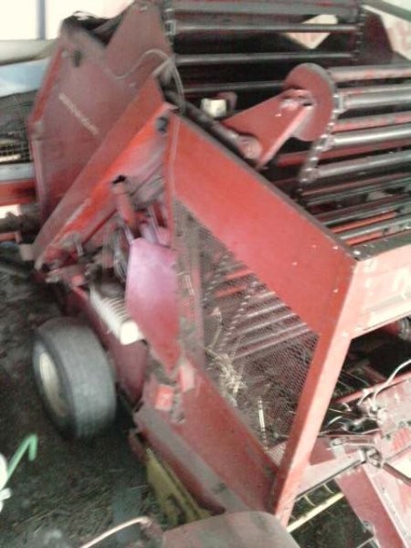 New Holland 841 Łęczyca — zdjęcie 2