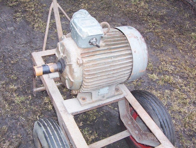 Sprzedam silnik 11kW — zdjęcie 1