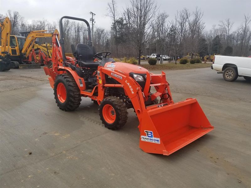 Ciągnik Kubota B26Ix01 — zdjęcie 4