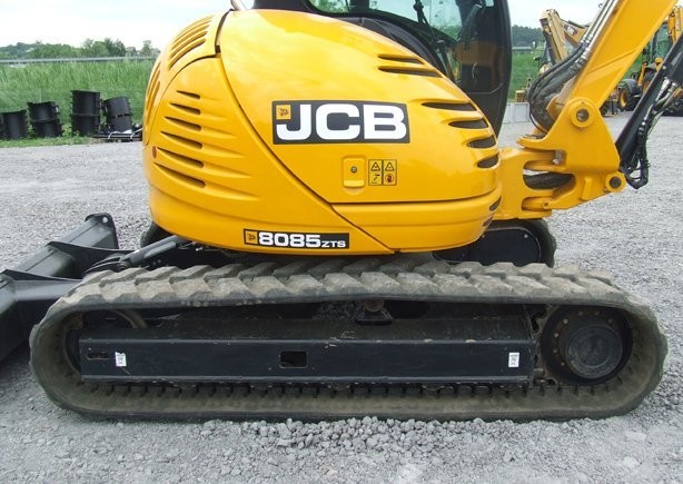 -koparka gąsienicowa JCB 8085 ZTS z roku 2010 — zdjęcie 3
