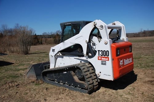 Bobcat T300 — zdjęcie 3