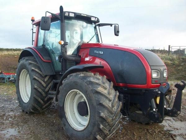 Valtra T151 Advance — zdjęcie 1