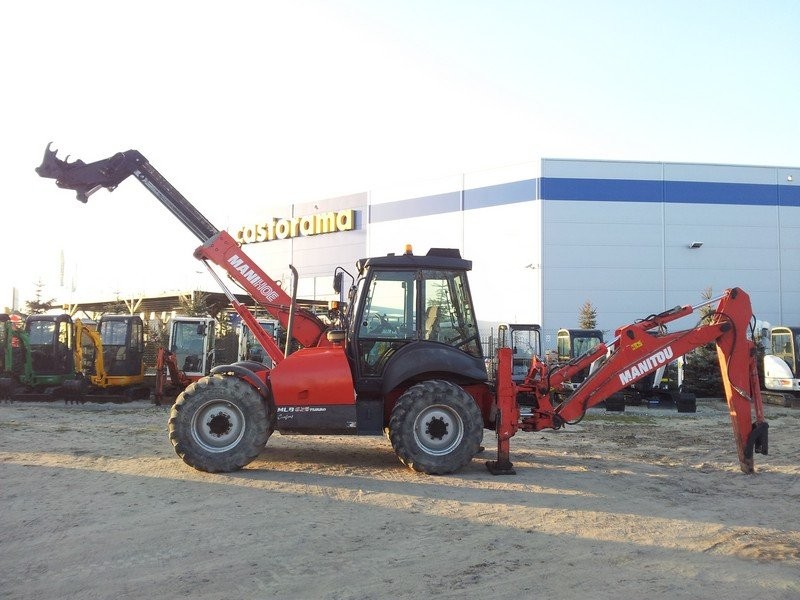 KOPARKO-ŁADOWARKA TELESKOPOWA MANITOU MLB 625 2005 — zdjęcie 1