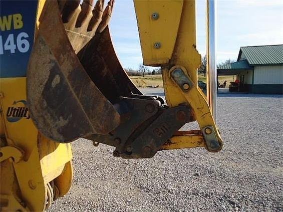Koparko-ladorwarki Komatsu WB146-5 — zdjęcie 6