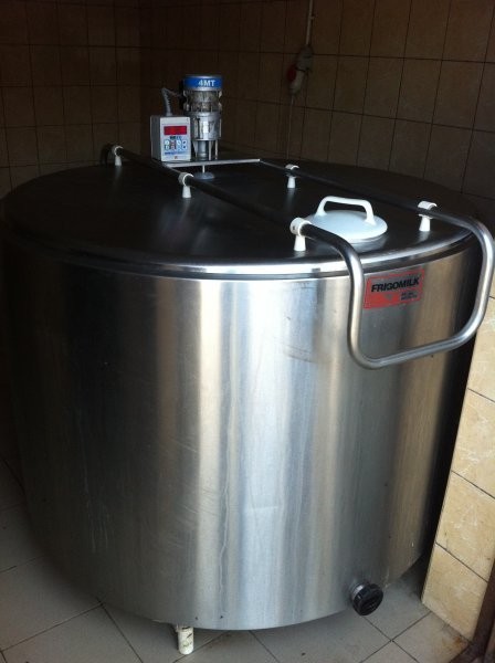 SCHŁADZALNIK DO MLEKA FRIGOMIL 1000L 2006r — zdjęcie 4