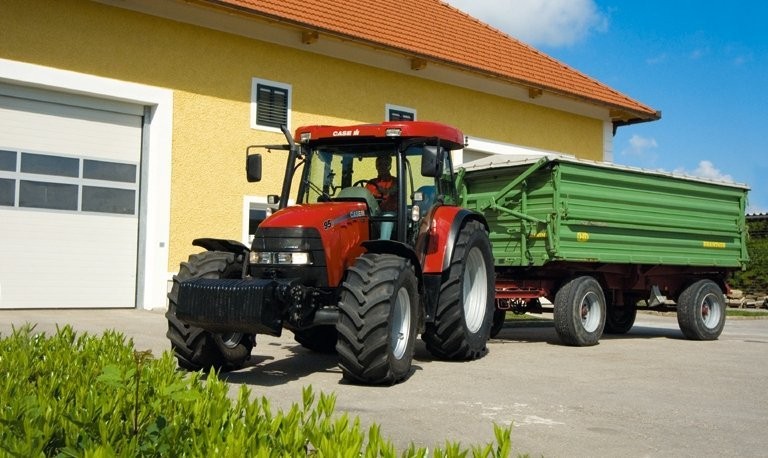 CIĄGNIKI CASE IH — zdjęcie 1