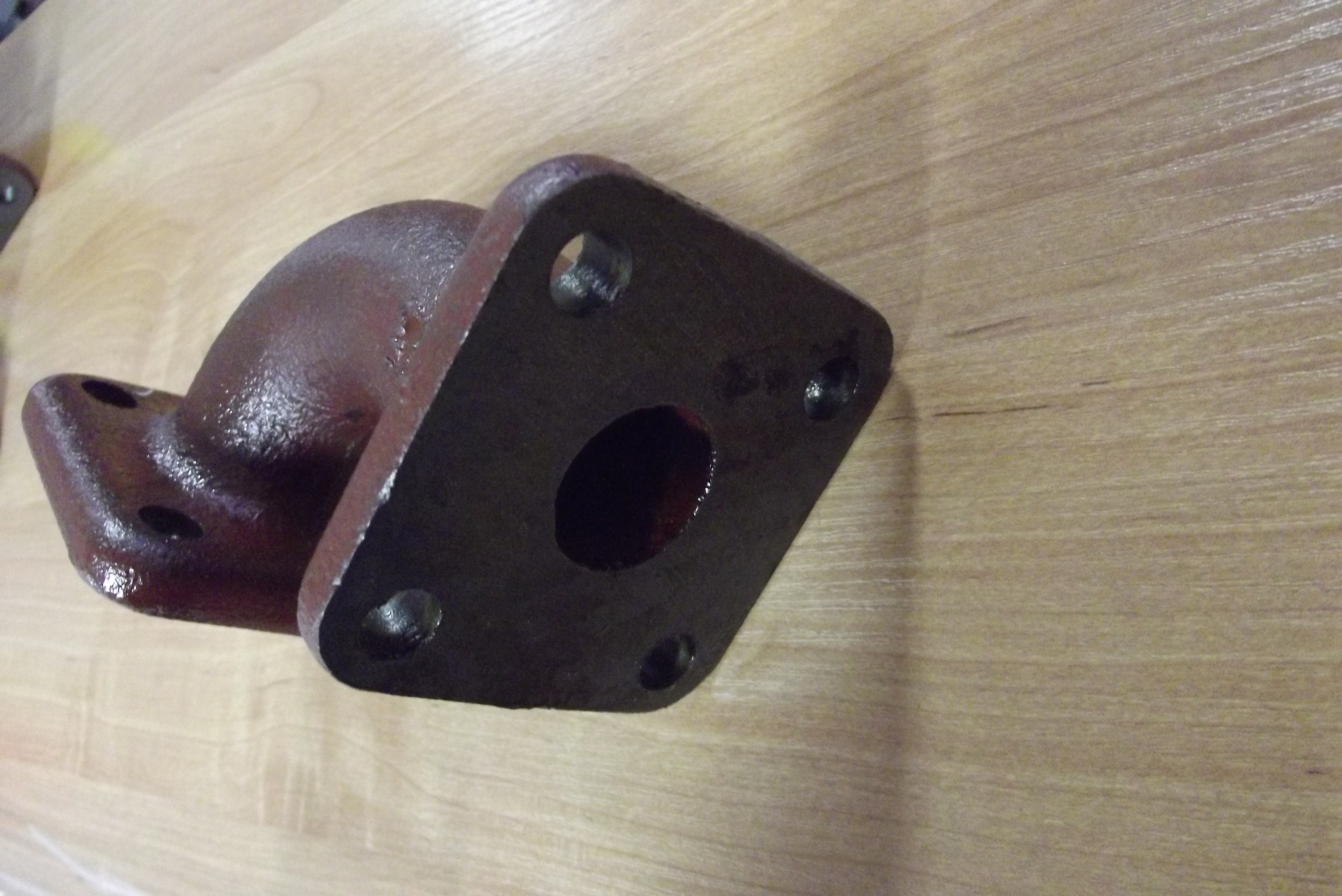 Kolanko pompy hydraulicznej NSZ 32A -3P MTZ ORYGINAŁ — zdjęcie 2