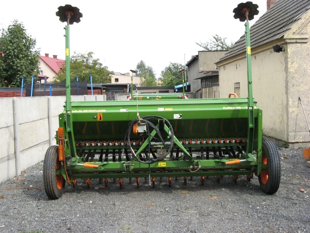 Amazone Siewnik amazone md 8 jak d9 znaczniki do pionu - 2000 — zdjęcie 2