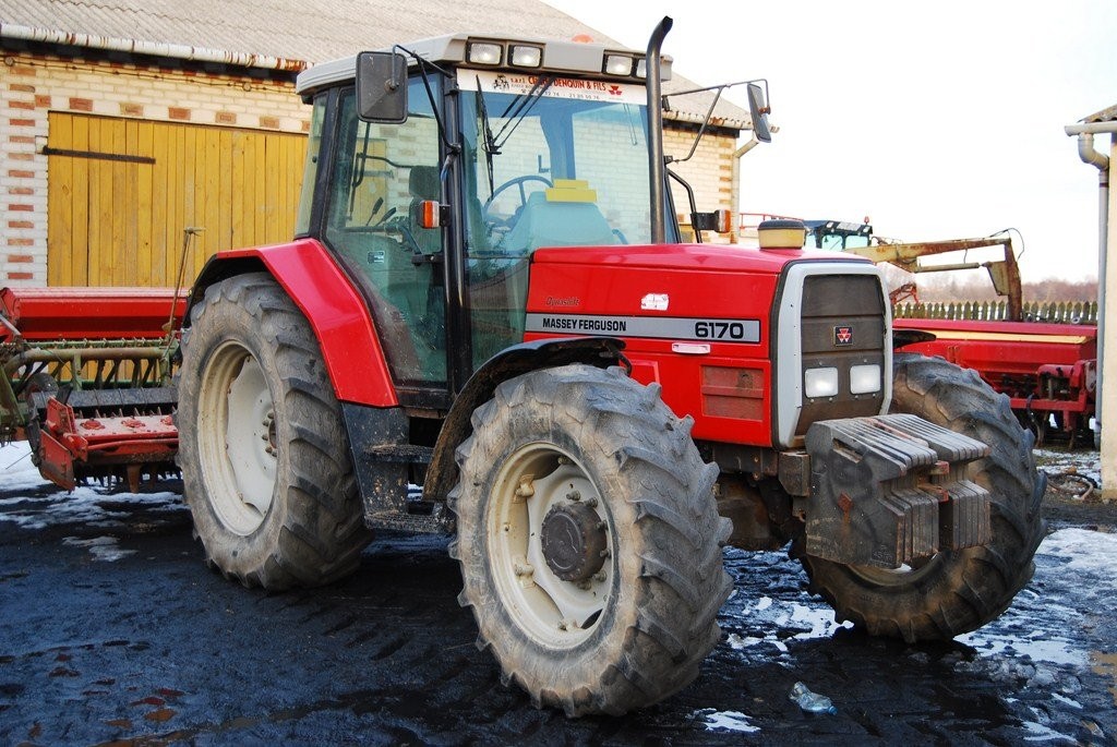 Massey Ferguson 6170 - 1995 — zdjęcie 1