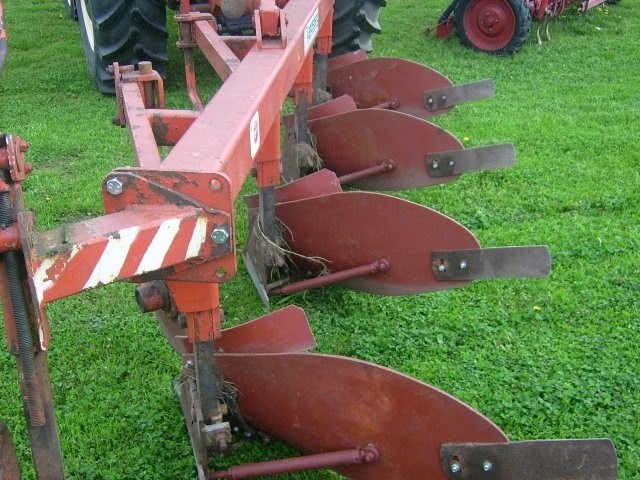 Pług Zagonowy Landsberg 4 skibowy — zdjęcie 5