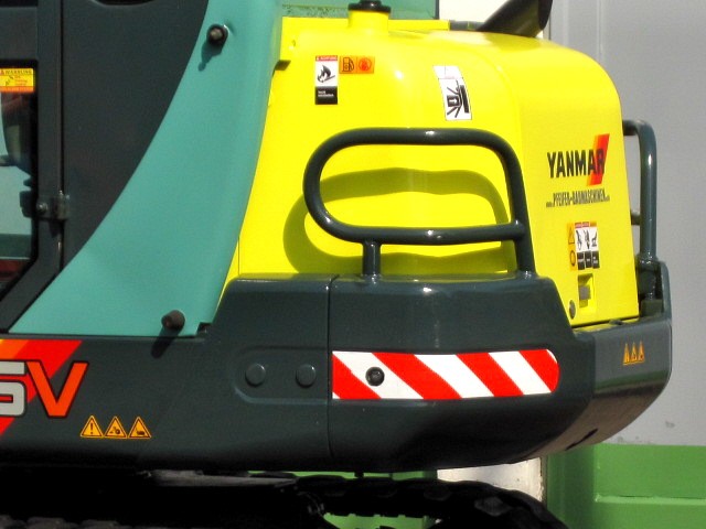 Yanmar B25V — zdjęcie 3