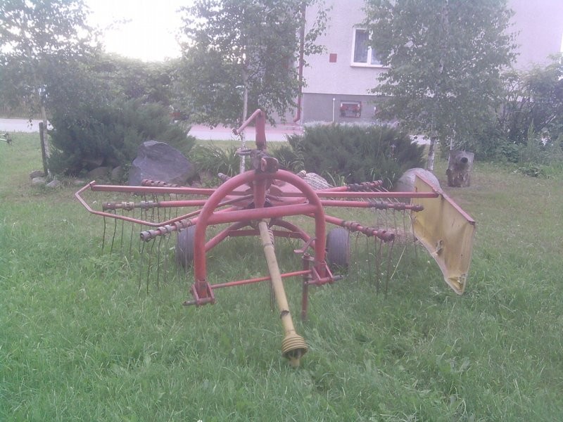 Sprzedam zgrabiarkę — zdjęcie 1