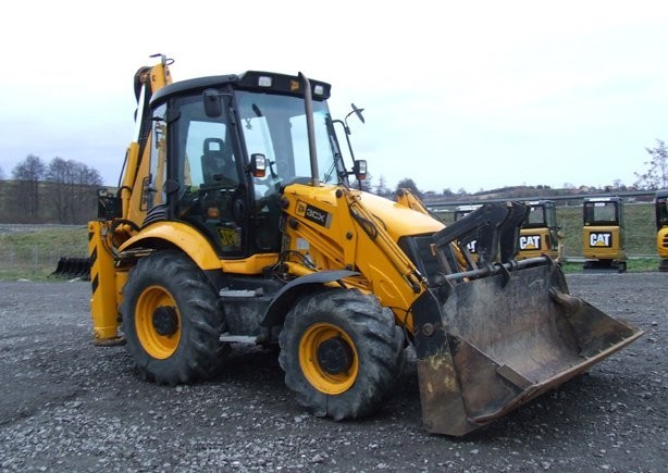 koparko ładowarka JCB 3CX Contractor z rok-2008..
