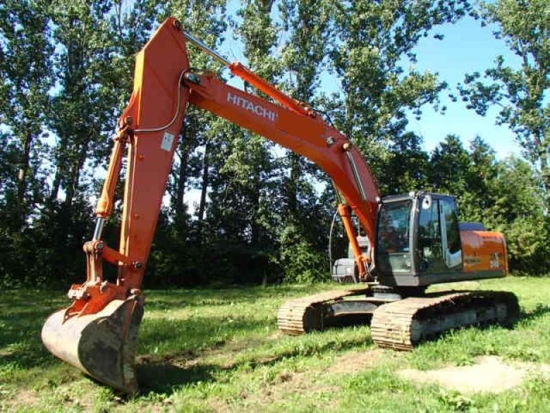 Hitachi Marke ZX240LC-3 Modell — zdjęcie 1