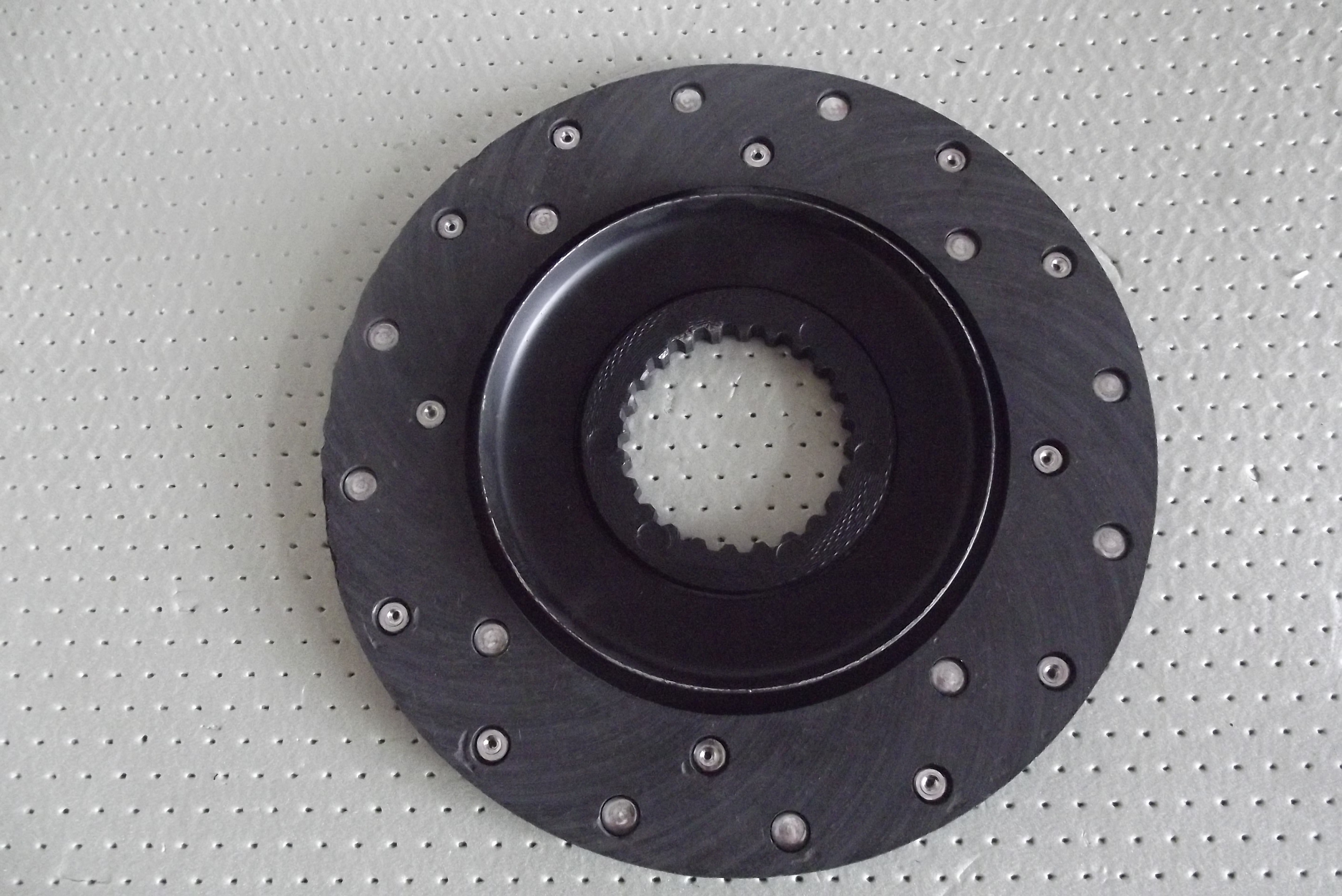 Tarcza hamulca URSUS C 385 (FI 230 mm) — zdjęcie 2