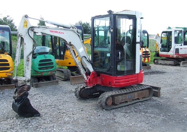 Takeuchi TB23R — zdjęcie 1