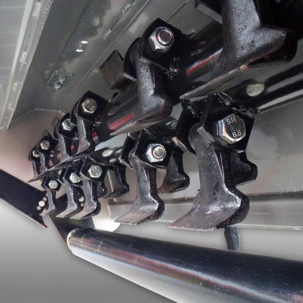 KOSIARKA  BIJAKOWA Z UNOSZONĄ POKRYWĄ PRZESUWNA HYDRAULICZNIE, 155 CM — zdjęcie 6