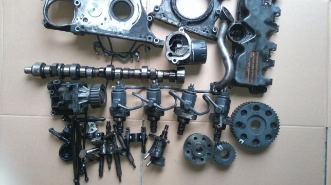Części silnika Deutz bf4l f4m bf4m2011 regulator,wtryski,głowica,wał — zdjęcie 2