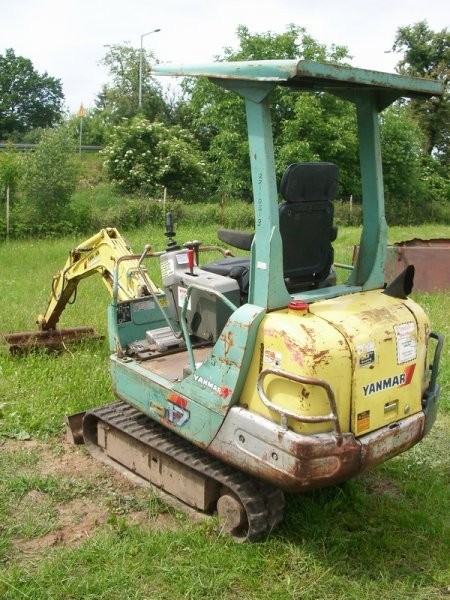 MINIKOPARKA gąsienicowa YANMAR B17. Okazyjna cena — zdjęcie 4