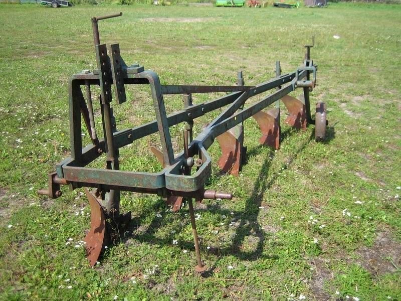 Pług 4 skibowy. — zdjęcie 3