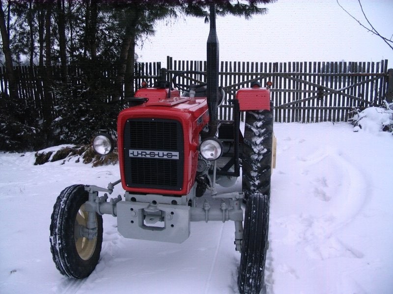 ursus c-330 — zdjęcie 3