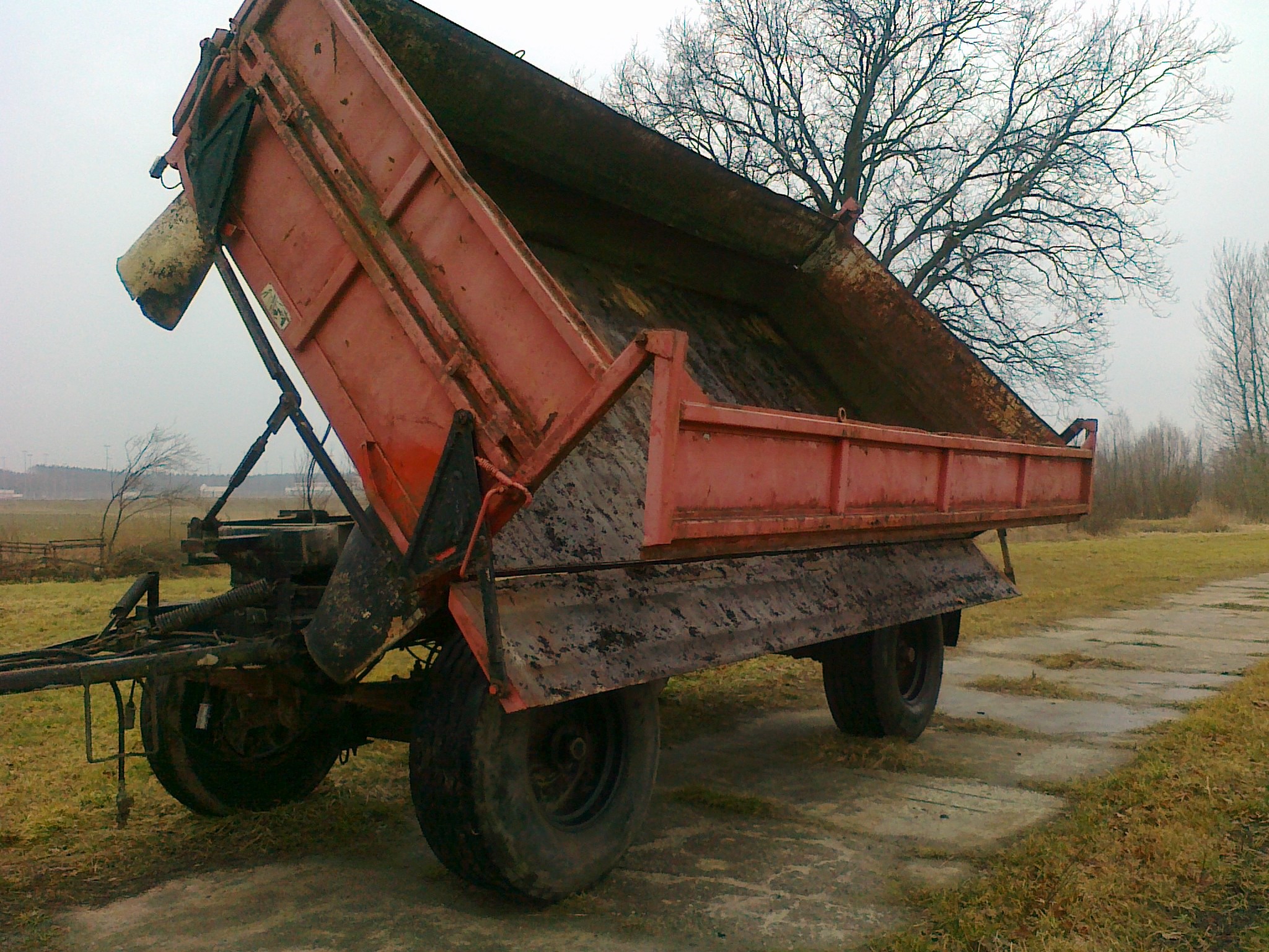 Przyczepa  HW 80.11 wywrotka 8t. — zdjęcie 1