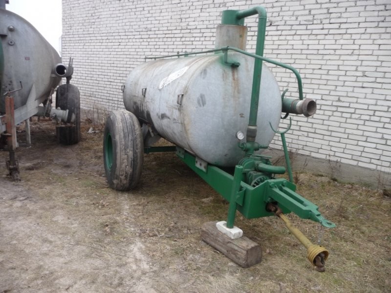 Beczkowóz KAWEKO 3000l