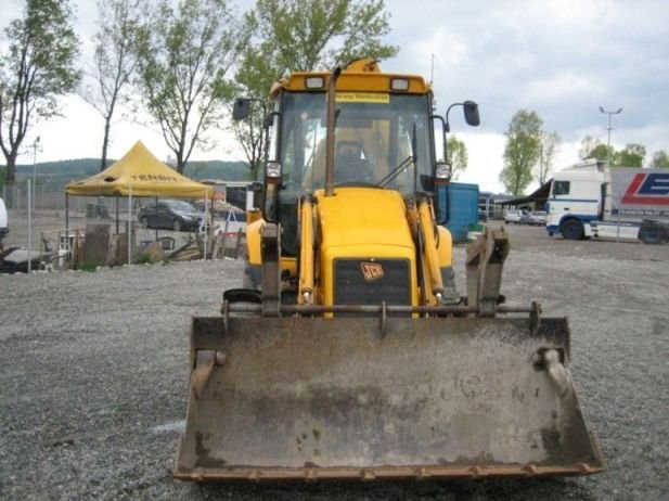 Cracow Truck Center 3CX 2004 — zdjęcie 3