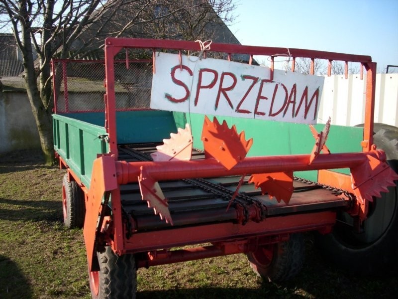 Rozrzutnik do obornika 2osiowy 4t.Stan b.dobry — zdjęcie 2